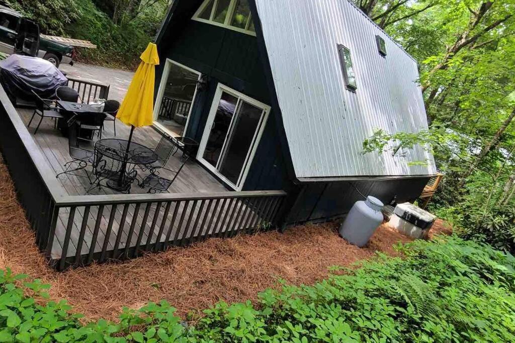 Newly Renovated A-Frame 5 Min Walk To Main Street Villa Highlands Exterior photo